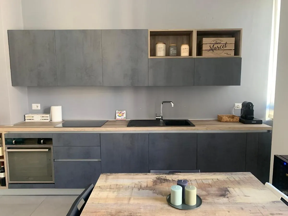 Apartment Zuretti - Central Station Milan