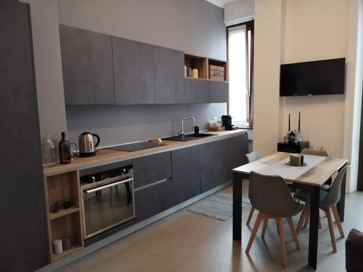 Apartment Zuretti - Central Station Milan