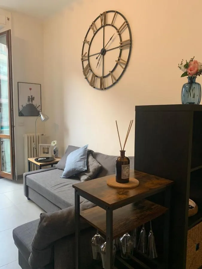 Apartment Zuretti - Central Station Milan Italy